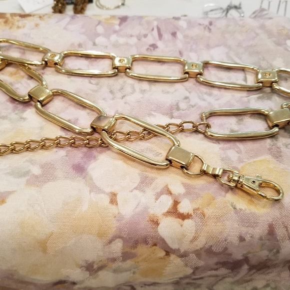 Gold chaine link belt - Picture 2 of 5